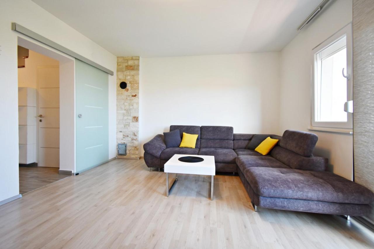 Apartman Lukas Rabac Eksteriør billede